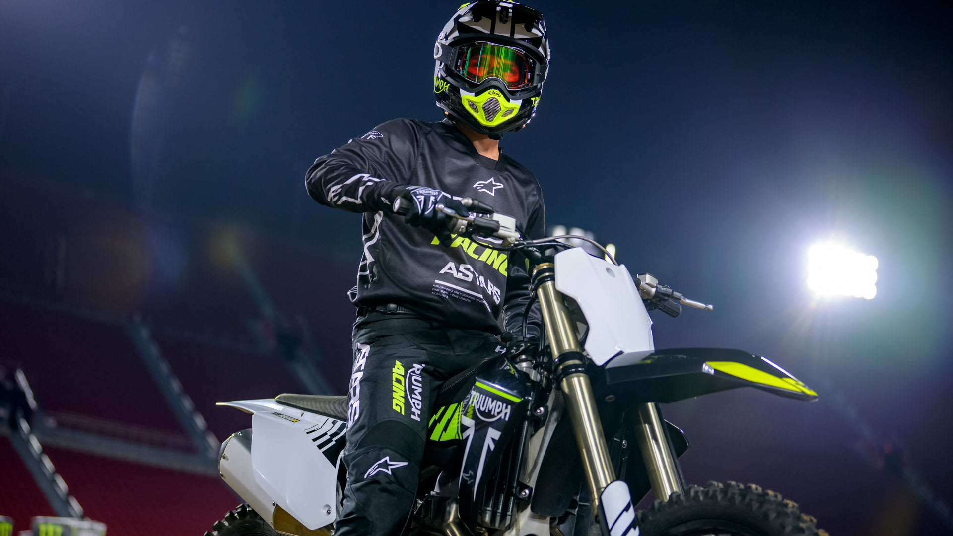 Motocross outlet clothing store